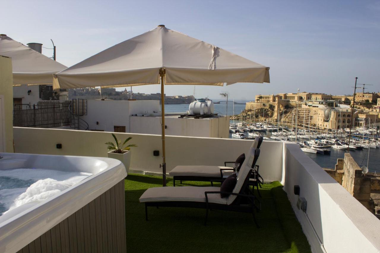 Апартаменти Bebirgu Palazzino Luxury 2 Jacuzzi To Share Екстер'єр фото