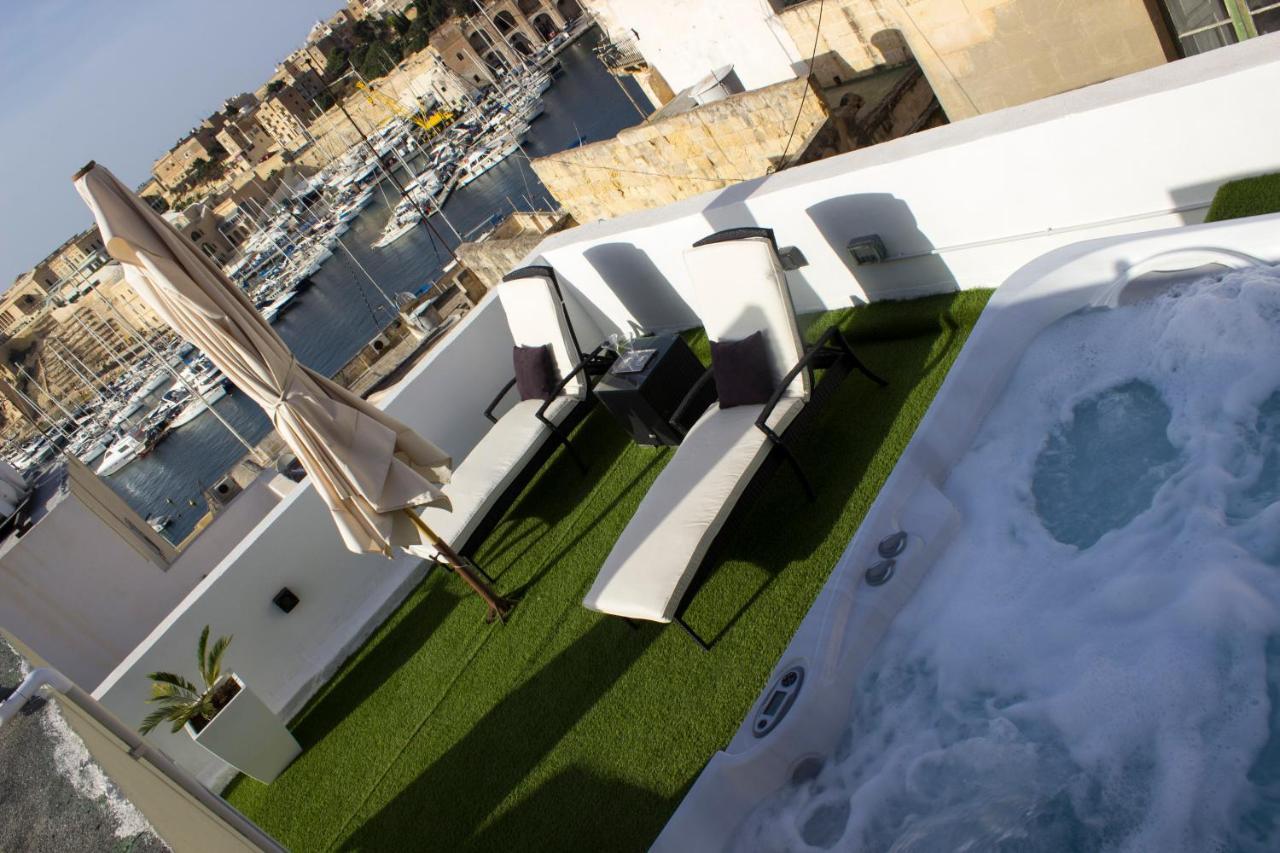 Апартаменти Bebirgu Palazzino Luxury 2 Jacuzzi To Share Екстер'єр фото